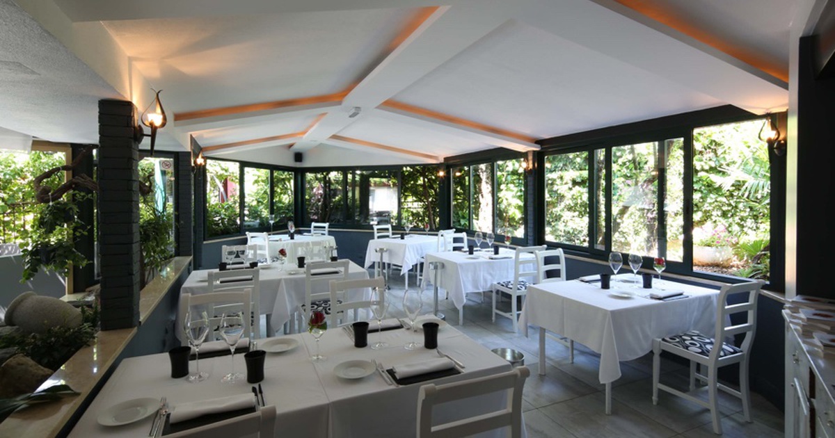 Restoran PERGOLA, Zambratija Gastronaut restorani