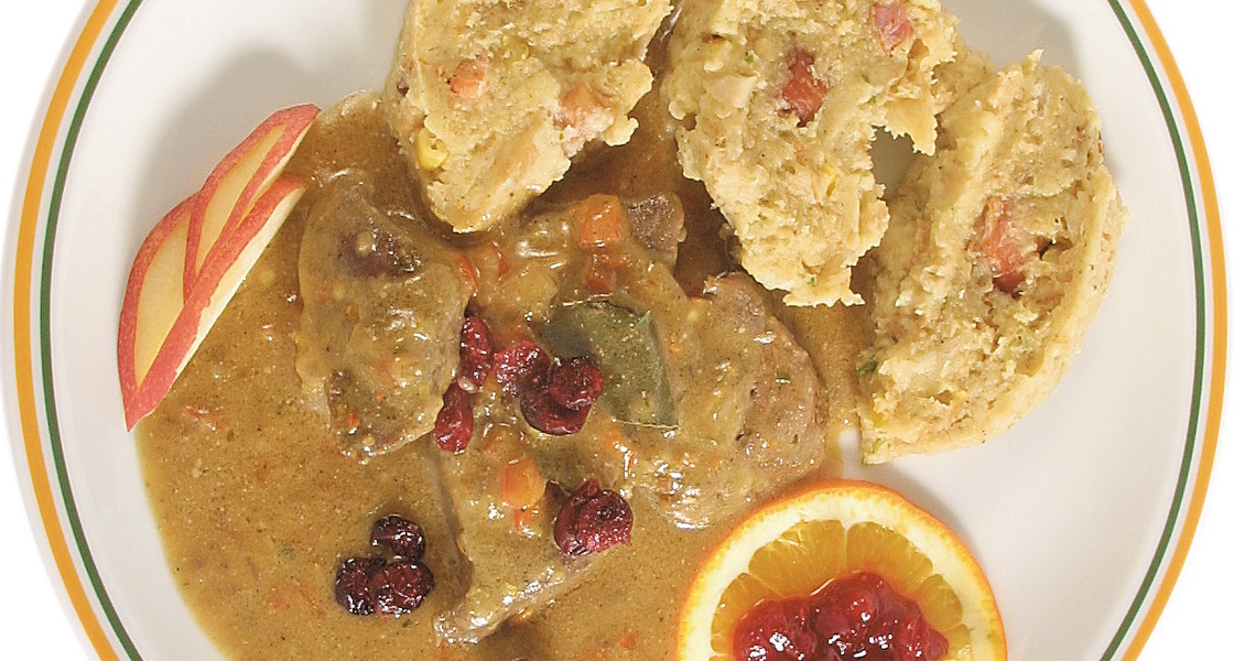 Biftek s lukom u lovačkom umaku