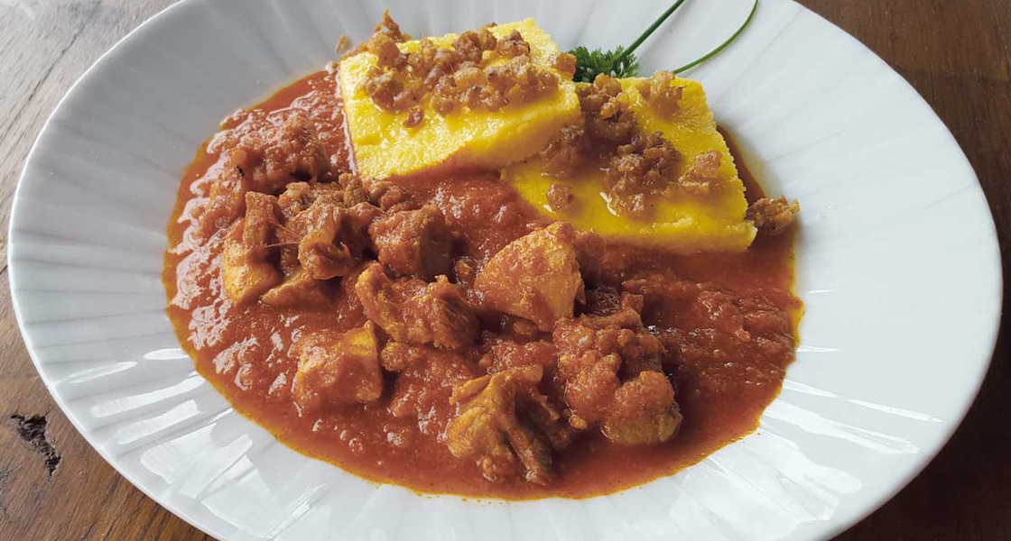 Perkelt od kopuna sa žgancima