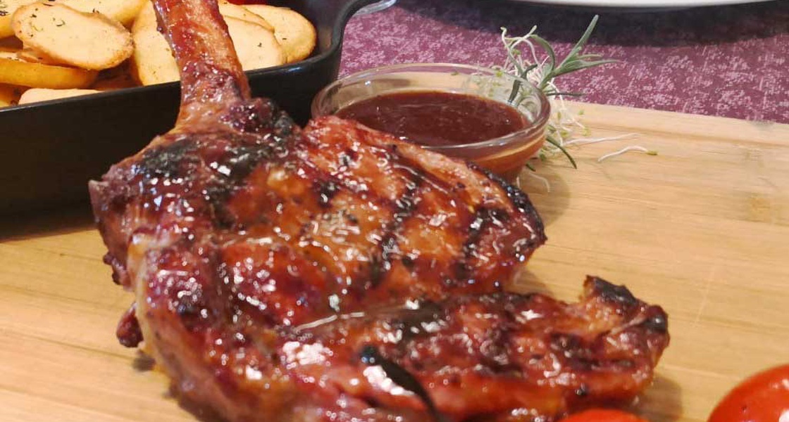 Marinirani teleći french rack pečen u Kopa grilu